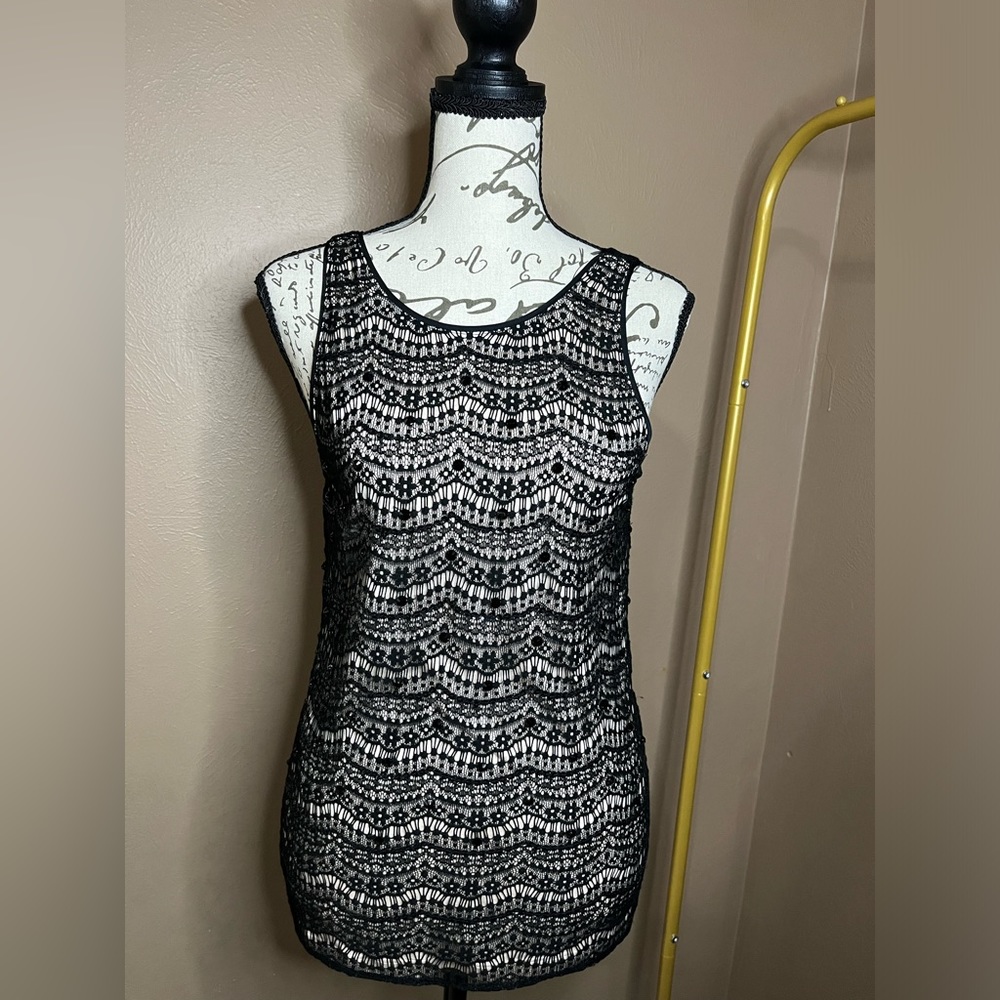 🌺Preowned Ann Taylor Sequins Sleeveless🌺